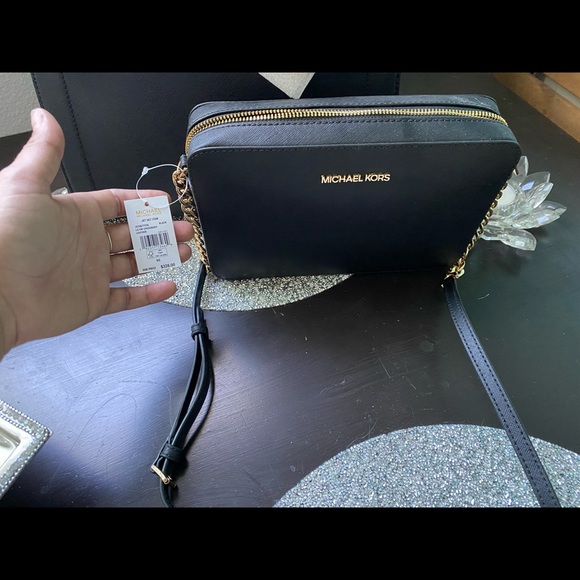 Brand New Michael Kors purse set - Picture 3 of 3